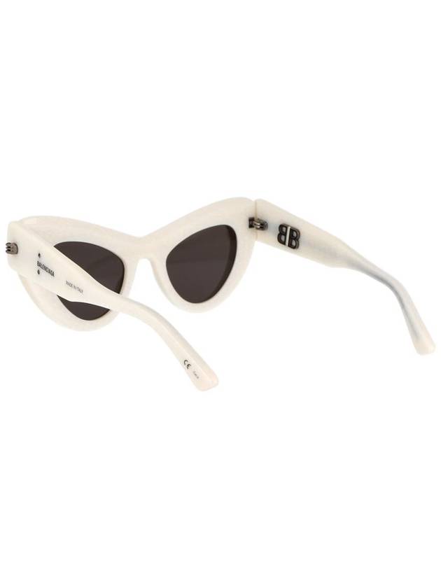 Eyewear BB0204S 003 Logo Temple Mega Cat Eye Sunglasses White - BALENCIAGA - BALAAN 5