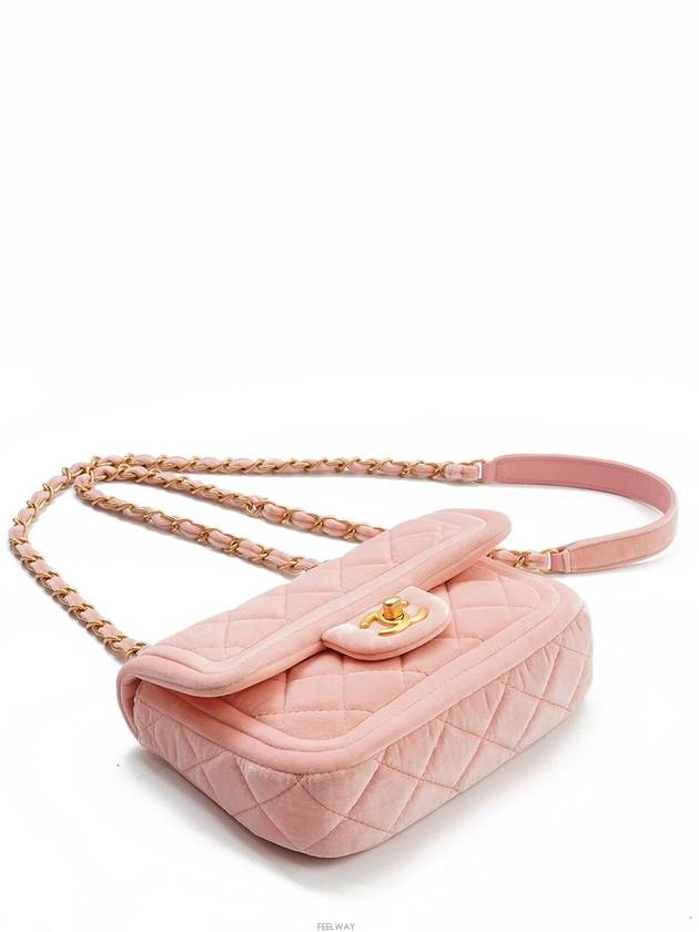 women cross bag - CHANEL - BALAAN 4