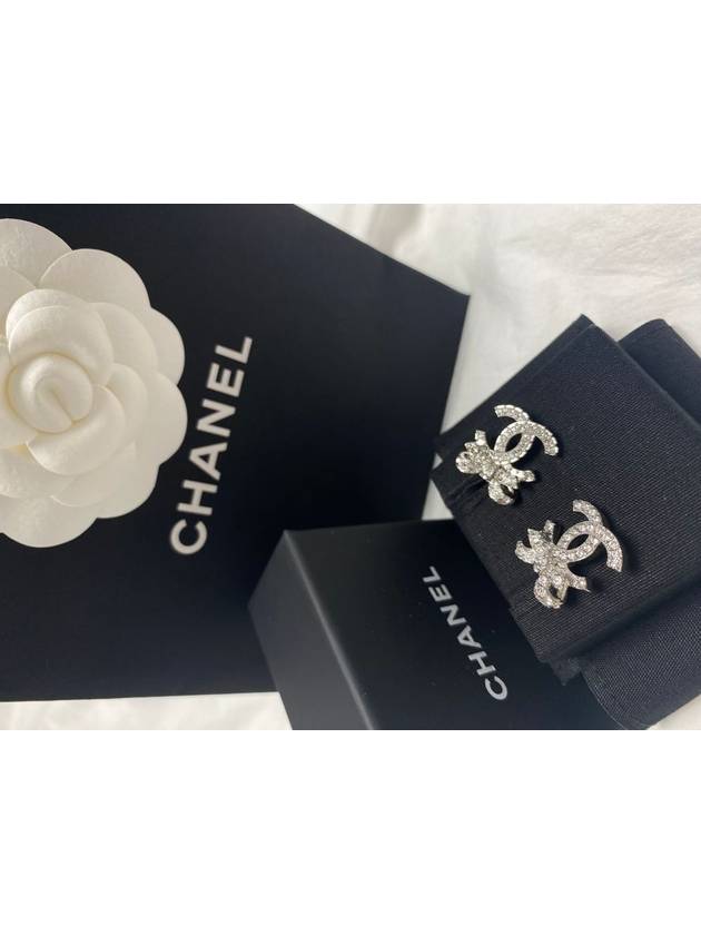 CC Logo Ribbon Metal Diamantes Crystal Earrings Silver - CHANEL - BALAAN 3