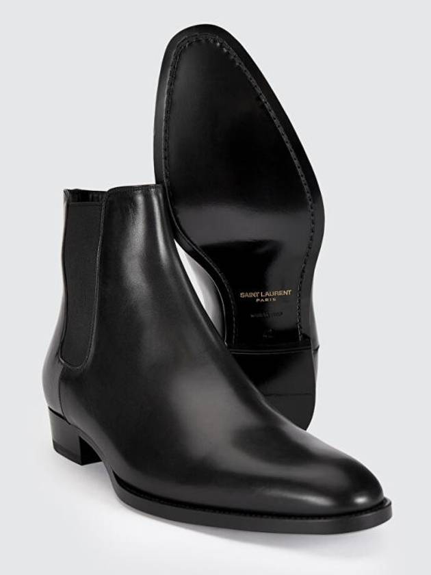 Classic Wyatt Chelsea Boots Black - SAINT LAURENT - BALAAN 3