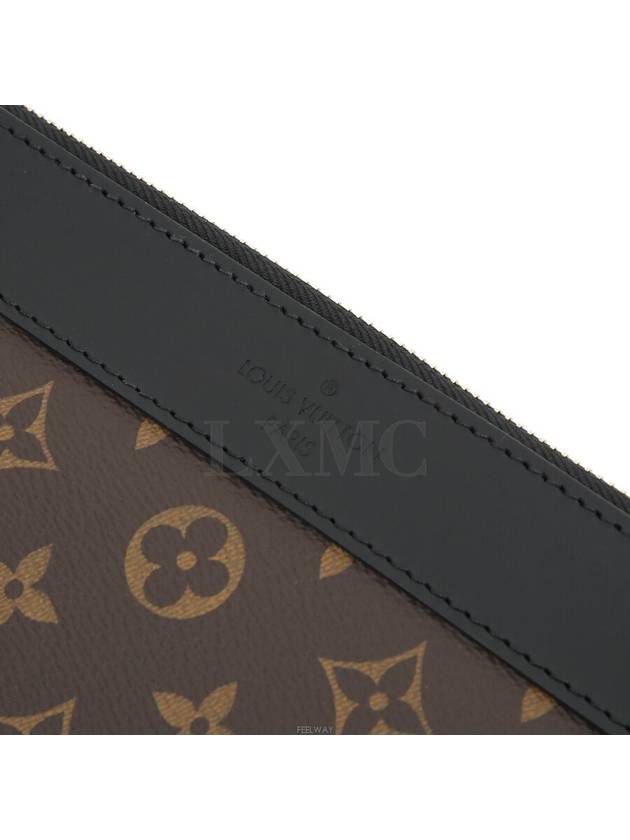 Pochette Voyage Discovery GM Clutch Bag M69411 - LOUIS VUITTON - BALAAN 6