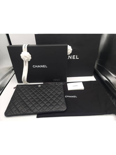 Classic Caviar Clutch Large Size Black Silver - CHANEL - BALAAN 1