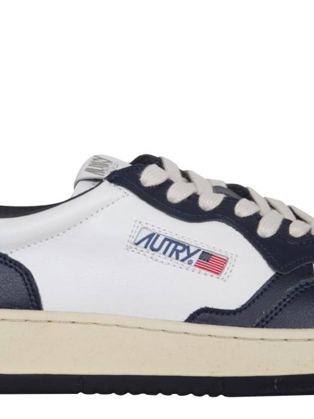 Medalist Navy Tab Low Top Sneakers White Navy - AUTRY - BALAAN 4