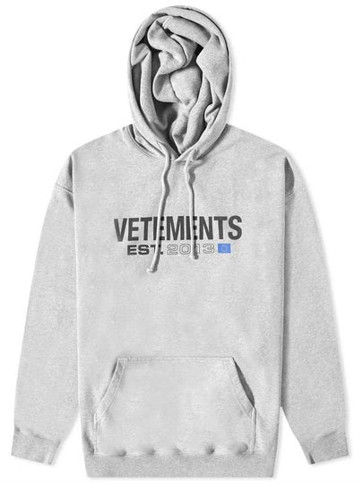 23FW Flag Logo Hooded Sweatshirt UE54HD100G - VETEMENTS - BALAAN 2