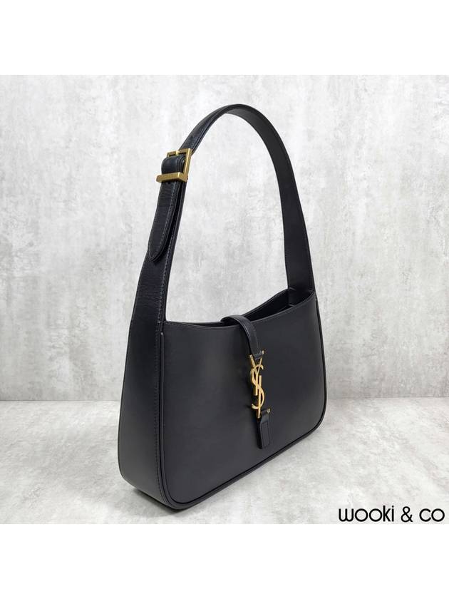 Le 5 A 7 Smooth Leather Hobo Shoulder Bag Black - SAINT LAURENT - BALAAN 6