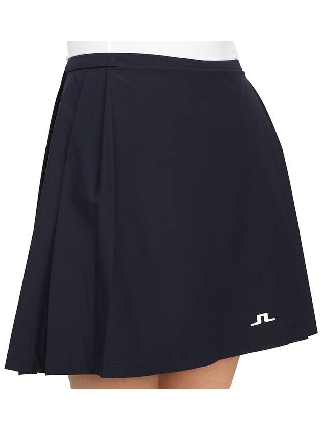 Women's SIERRA Pleated Skirt Navy - J.LINDEBERG - BALAAN 10