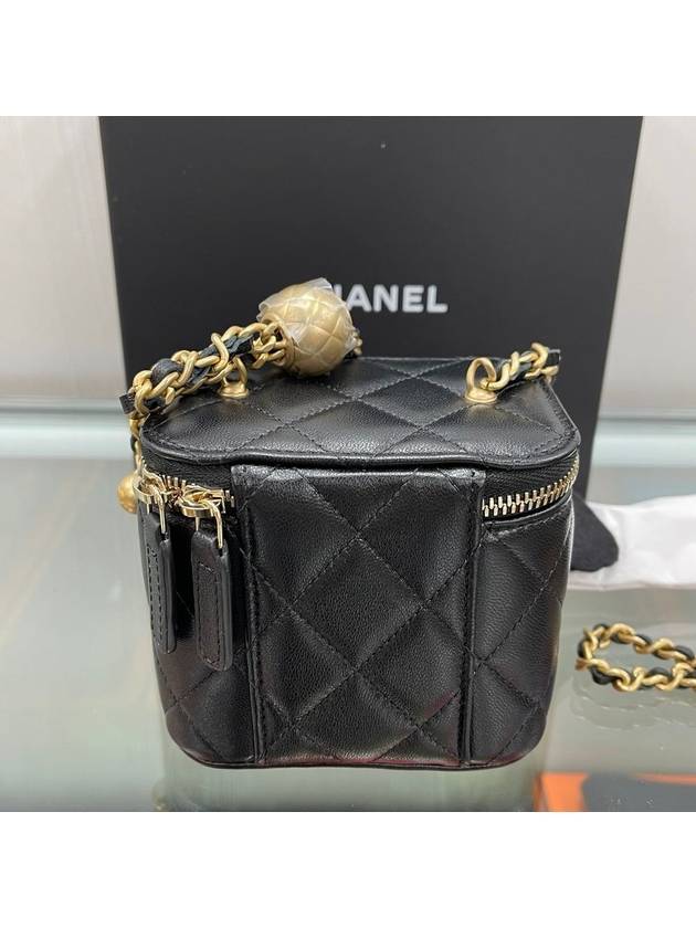 CC Logo Classic Vanity Small Cosmetic Case Mini Bag Black - CHANEL - BALAAN 4