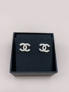 Classic CC Logo Pearl Earrings Earrings Gold A64766 - CHANEL - BALAAN 3