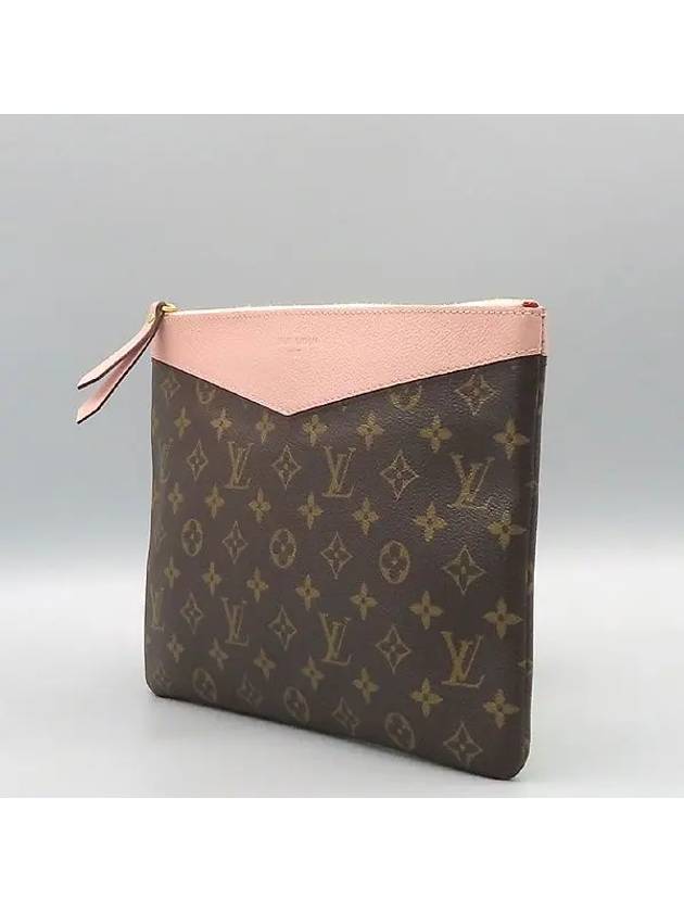 M62942 Monogram Canvas Daily Pouch and Clutch - LOUIS VUITTON - BALAAN 3