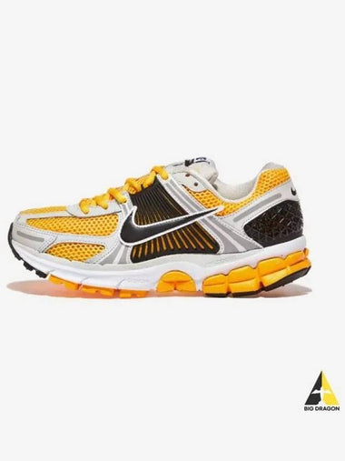 Zoom Vomero 5 002 - NIKE - BALAAN 1