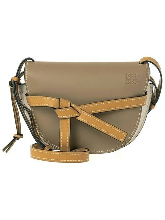 Logo Gate Small Shoulder Bag Taupe 321 54 T20 3993 - LOEWE - BALAAN 2