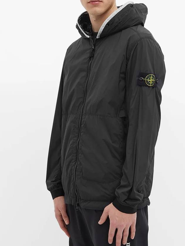 Wappen Patch Skin Touch Nylon Hooded Jacket Black - STONE ISLAND - BALAAN 6