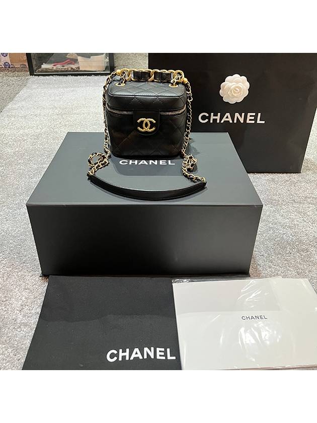 Gold Hardware Cosmetic Case Chain Mini Bag Black - CHANEL - BALAAN 3