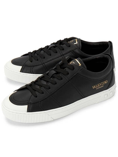 City Planet Studded Low-Top Sneakers Black - VALENTINO - BALAAN 2