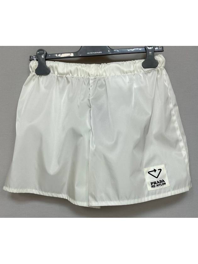 Re nylon gabardine shorts 27 - PRADA - BALAAN 4