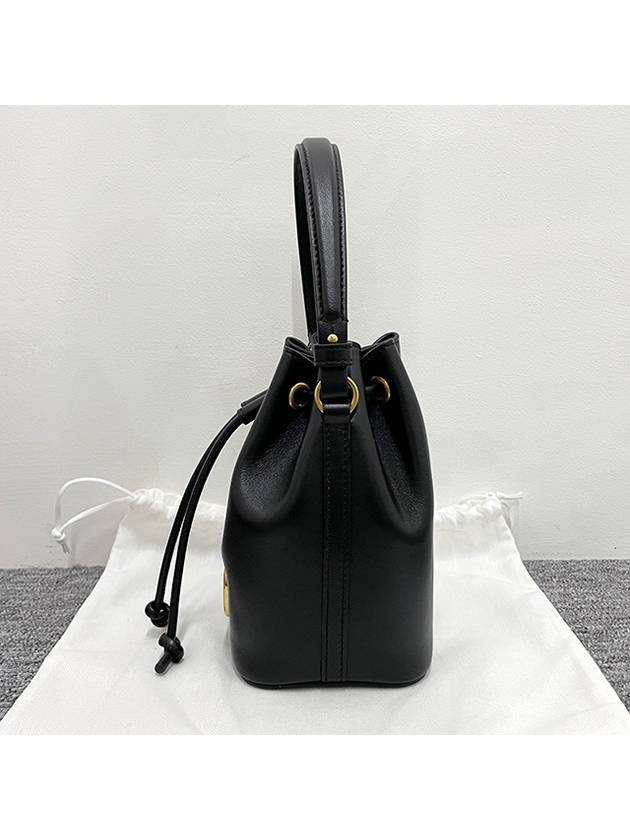 V Logo Bucket Bag Black - VALENTINO - BALAAN 6