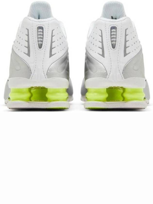 Shox R4 Low Top Sneakers White - NIKE - BALAAN 5