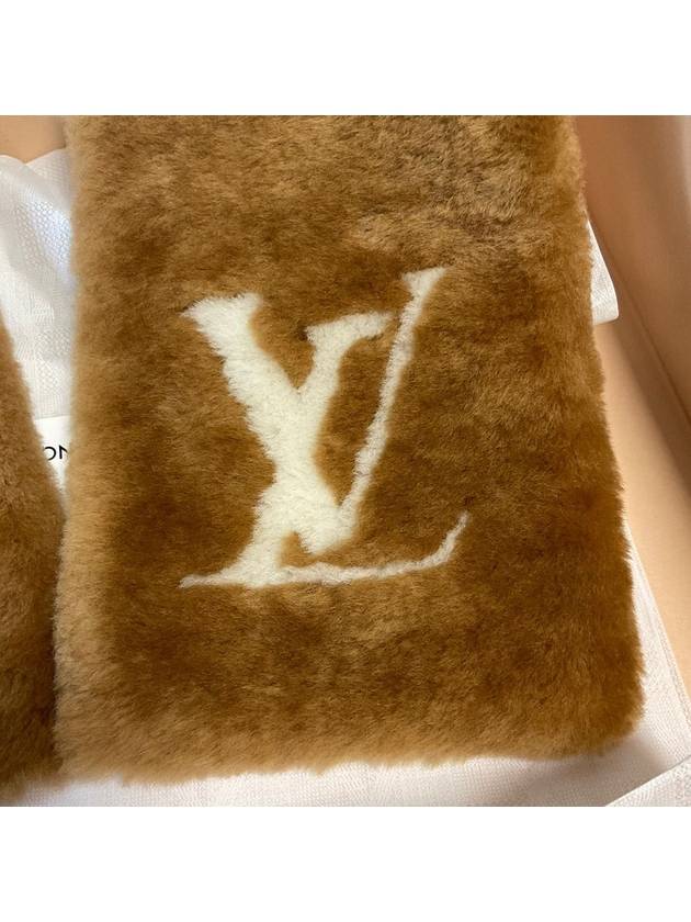 Monogram Shearling Fur Scarf Muffler Shawl Camel M92893 - LOUIS VUITTON - BALAAN 3