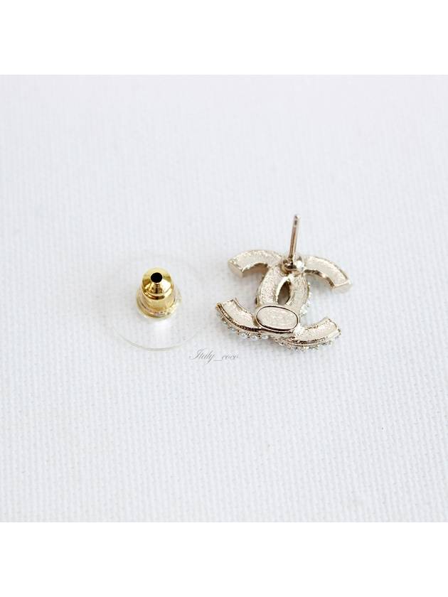 CC Logo Stone Pearl Earrings Gold - CHANEL - BALAAN 9