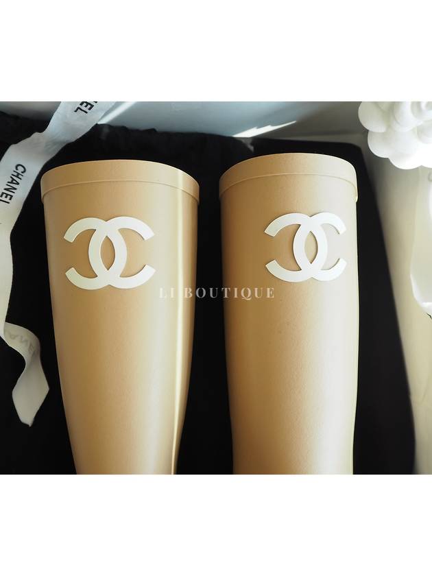 CC Logo Rubber Rain Boots Beige G39620 - CHANEL - BALAAN 7