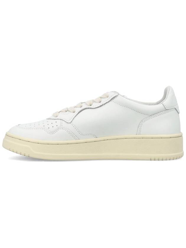 Medalist low woman sneakers - AUTRY - BALAAN 3