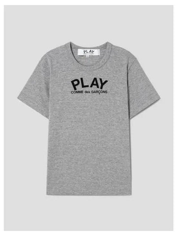 Unisex small logo print t shirt gray domestic product GM0024042388945 - COMME DES GARCONS PLAY - BALAAN 1