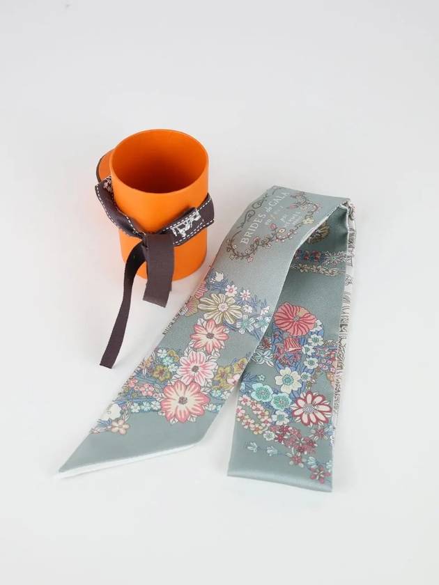 Brides de Gala en Fleurs Twilly Scarf - HERMES - BALAAN 4