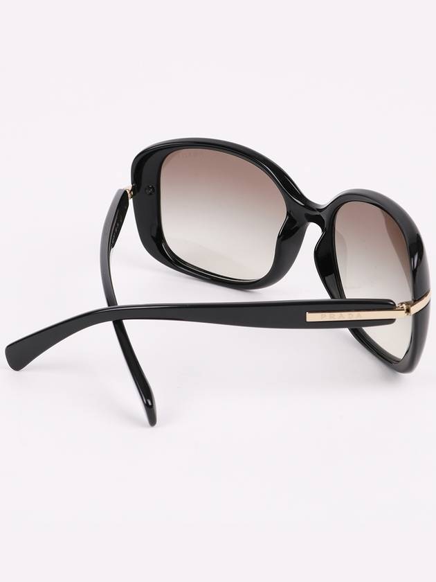 Side logo gold square sunglasses SPR08O - PRADA - BALAAN 9