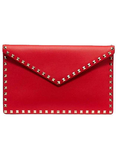 Rockstud Envelope Clutch Bag Red - VALENTINO - BALAAN 2