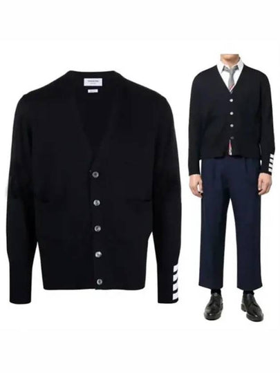 Men's Fine Merino Wool 4 Bar Cuff V-Neck Cardigan Navy - THOM BROWNE - BALAAN 2