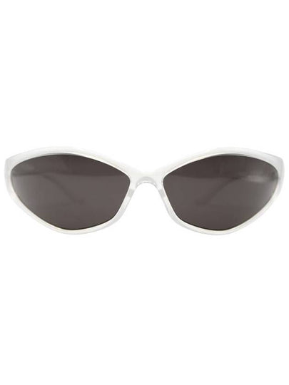 Eyewear 90s Oval Sunglasses Crystal - BALENCIAGA - BALAAN 2