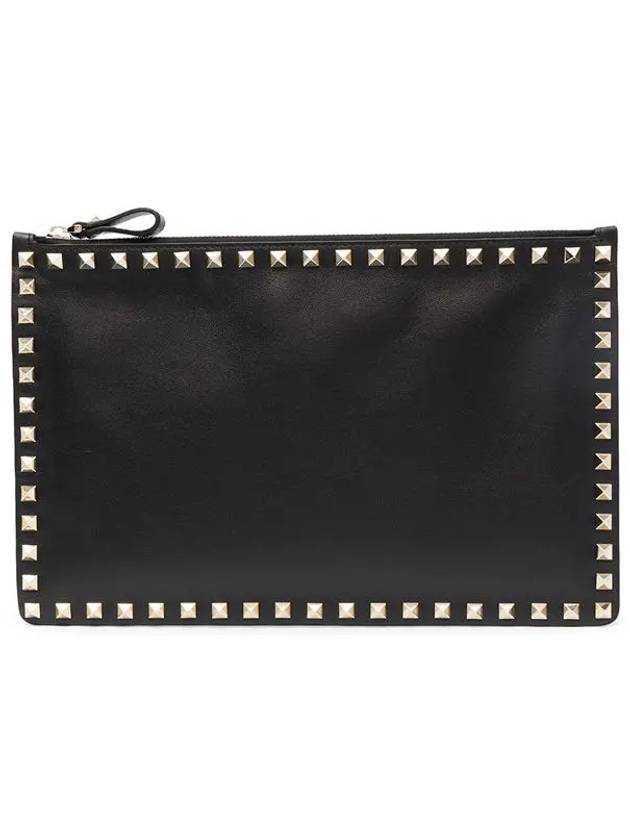 Rockstud Zipper Clutch Bag Black - VALENTINO - BALAAN.