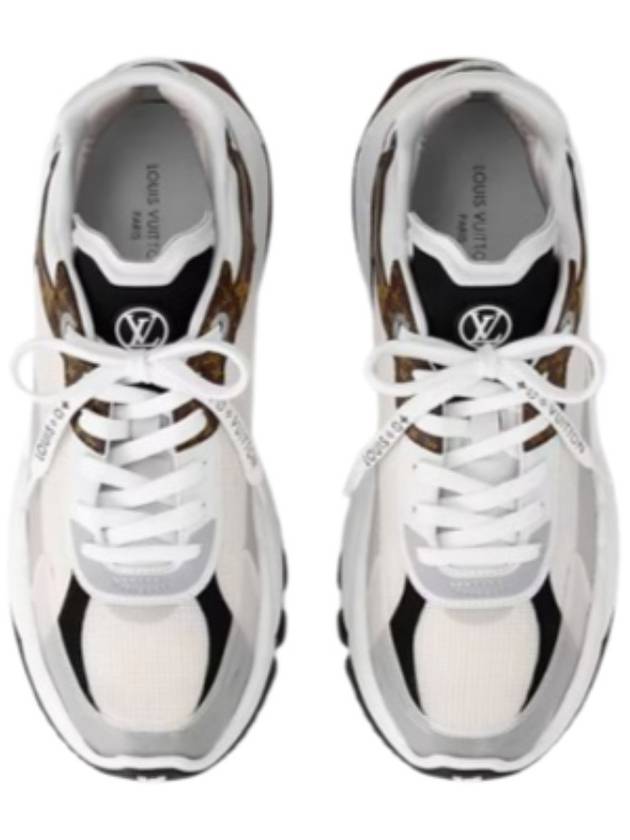 Women's Run 55 Trainer Low Top Sneakers White - LOUIS VUITTON - BALAAN 10