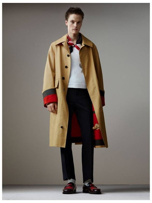 Collection TurnUp Bonded Cotton Seam Car Oversized Trench Coat Maccoat - BURBERRY - BALAAN 7