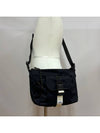 Track Logo Buckle Messenger Bag Navy - A.P.C. - BALAAN 7