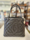 Women s CC Logo Caviar Skin Black Tote Bag 6th Unit 6195838 Condition B - CHANEL - BALAAN 2