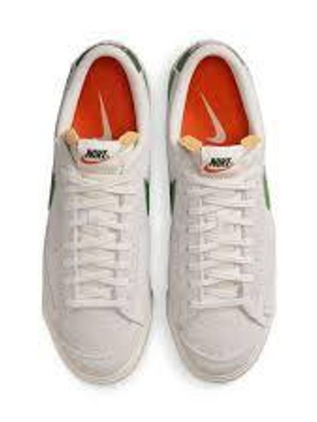 Blazer 77 Premium Low Top Sneakers Green Summit White - NIKE - BALAAN 3