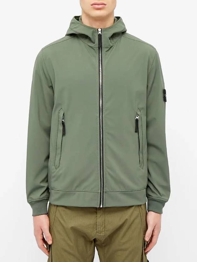 Men's Soft Shell Wappen Hooded Jacket Khaki - STONE ISLAND - BALAAN 4