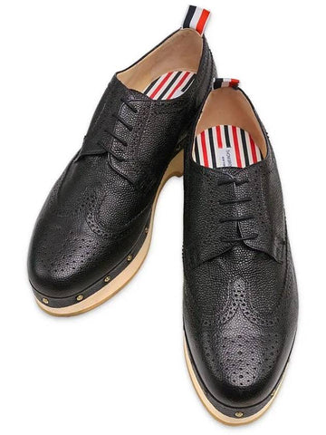 Pebble Calfskin Long Wing Brogue Clog MFL061A 06257 001 - THOM BROWNE - BALAAN 1