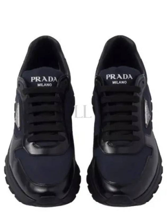 104520 2EE369 3LF5 F0713 Triangle Logo Low Sneakers - PRADA - BALAAN 1