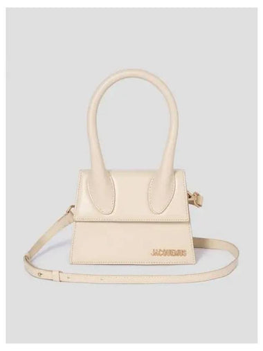 Jacquemus Women s Le Chiquito Moyen Ivory Domestic Product GM0023061649061 - JACQUEMUS - BALAAN 1