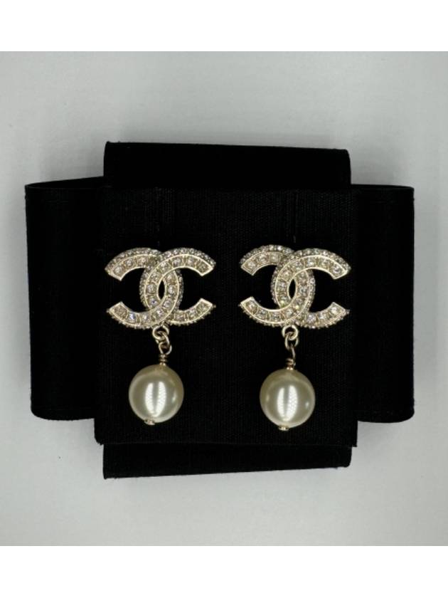 CC logo pearl drop earrings A86506 - CHANEL - BALAAN 1