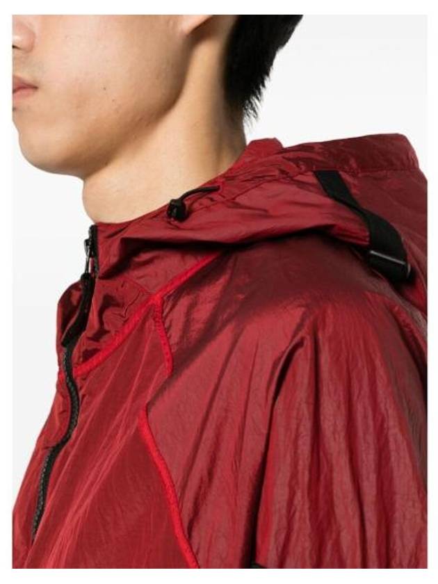 Nylon Metal Windbreaker Red - STONE ISLAND - BALAAN 4