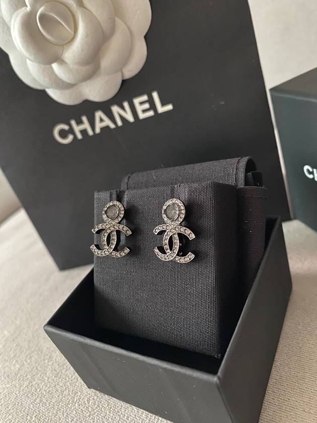 CC logo earrings crystal point earrings silver ABB700 - CHANEL - BALAAN 3