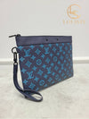 Used luxury goods Lewis It River Blue Monogram Pochette Togo Clutch Bag - LOUIS VUITTON - BALAAN 3