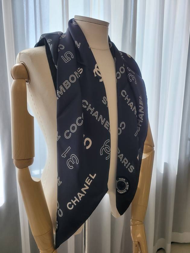 Velvet logo lettering scarf black and white - CHANEL - BALAAN 2