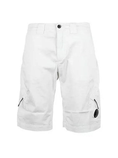 Men's Lens Wappen Bermuda Cargo Shorts White - CP COMPANY - BALAAN 1