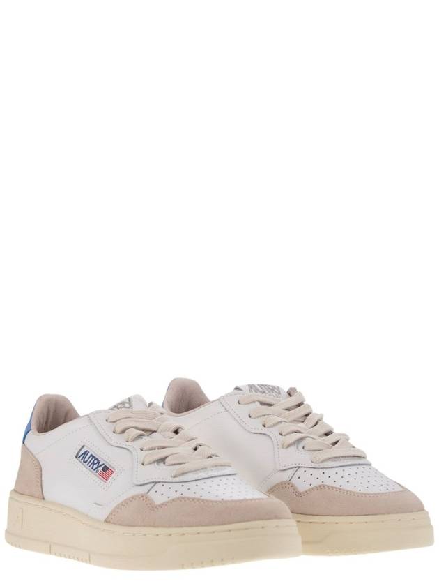 Medalist Blue Tab Suede Low Top Sneakers White Beige - AUTRY - BALAAN 5