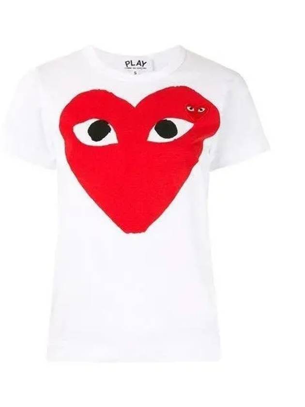 Play AZ T025 Red Double Heart Logo Short Sleeve T Shirt AZT0250511P1T025 1049865 - COMME DES GARCONS - BALAAN 1