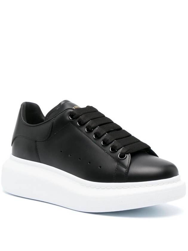 Oversized Leather Low Top Sneakers Black - ALEXANDER MCQUEEN - BALAAN 4